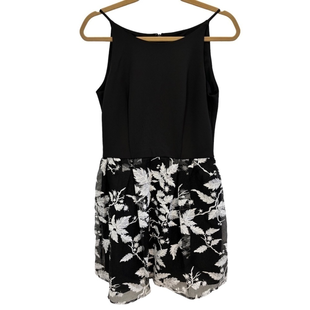 Just Taylor Black White Embroidered Sheer Lined Skirt Sleeveless Dress Size 8